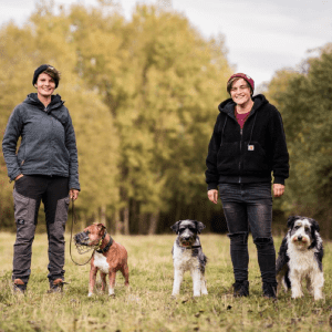 Charly und Nina mit 3 Hunden - KynoLogisch.net